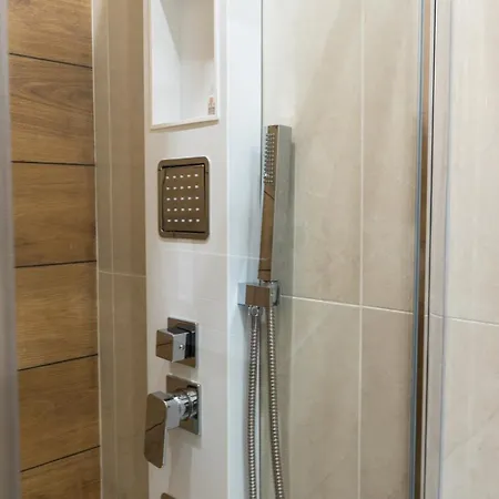 Aetna Luxurysuites 4* Catania
